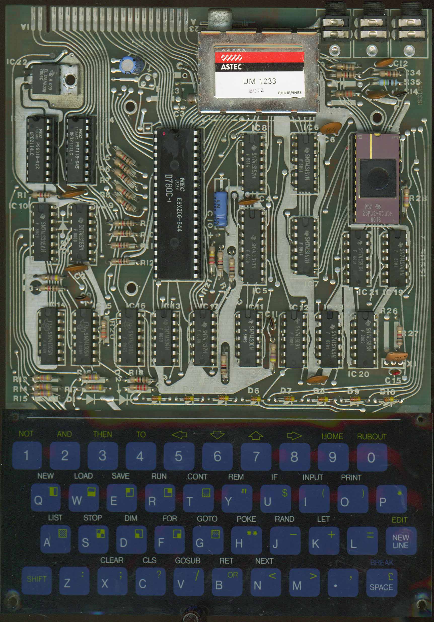 ZX80Iss2.jpg